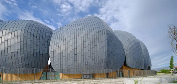 优化建筑结构设计：如何考虑地域性因素?